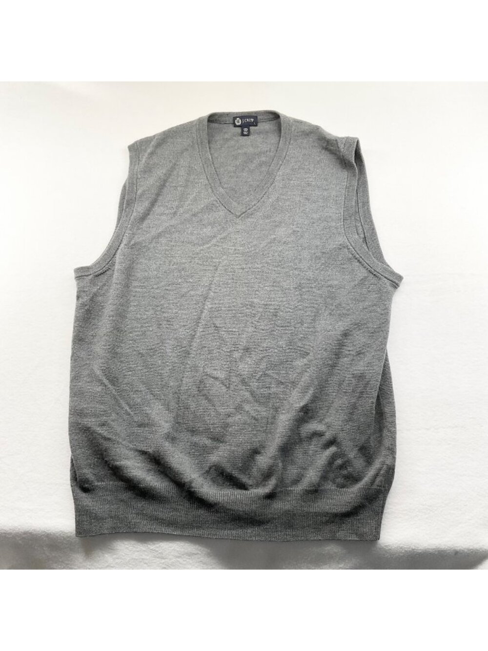 J.crew men merino wool v neck gray vest sweater L chest 44